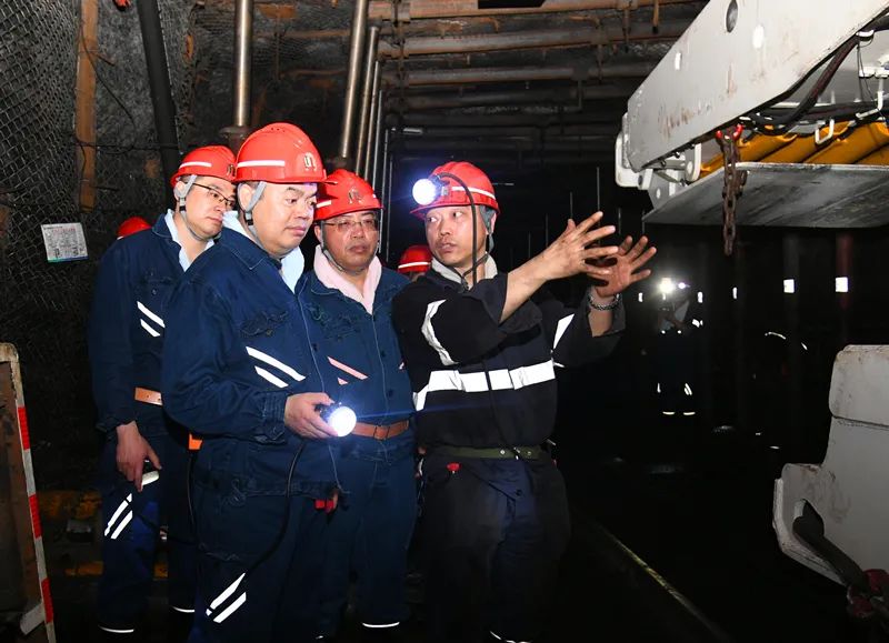 山东兖煤集团领导井下考察指导扩安一体化工程